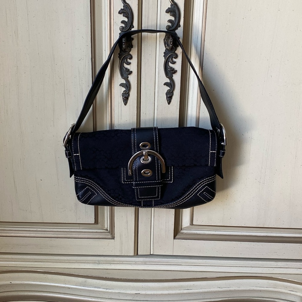 Y2K COACH Shoulder Bag Hobo Black Soho Handbag Silver Buckle Flap EUC
